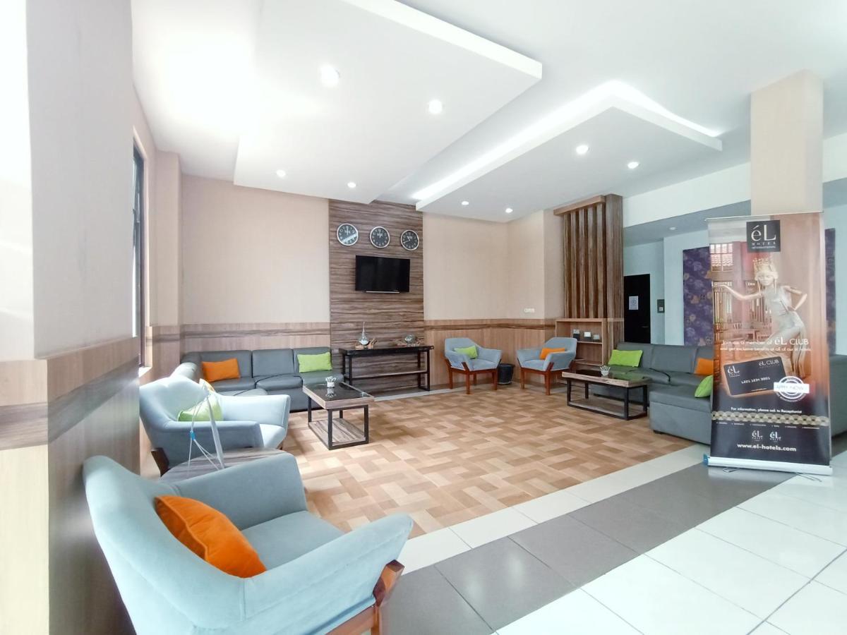El Hotel Malang Extérieur photo