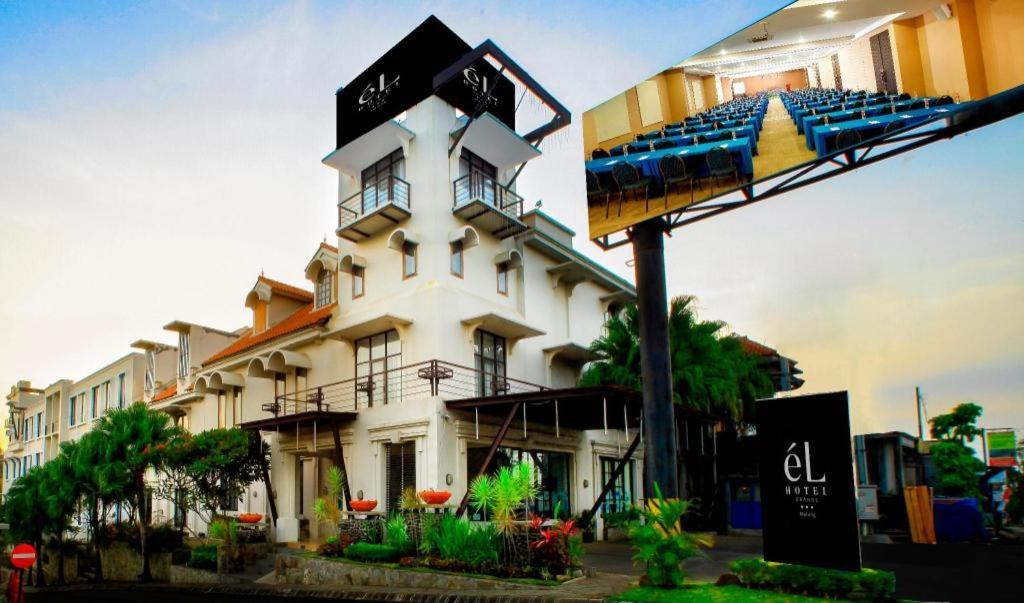 El Hotel Malang Extérieur photo