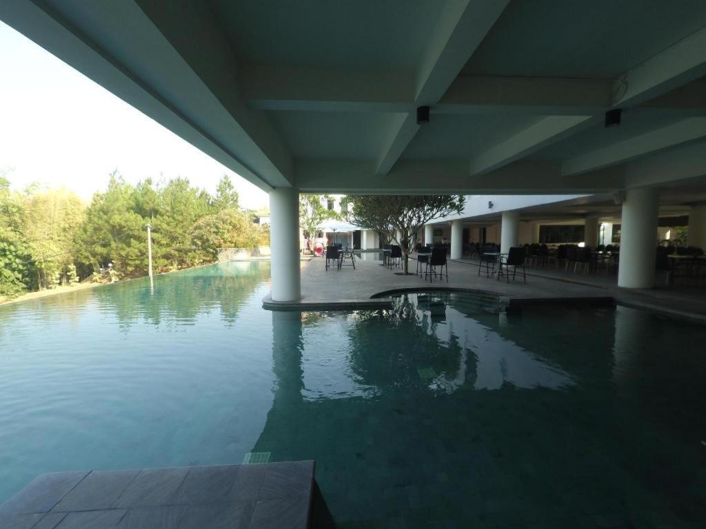 El Hotel Malang Extérieur photo