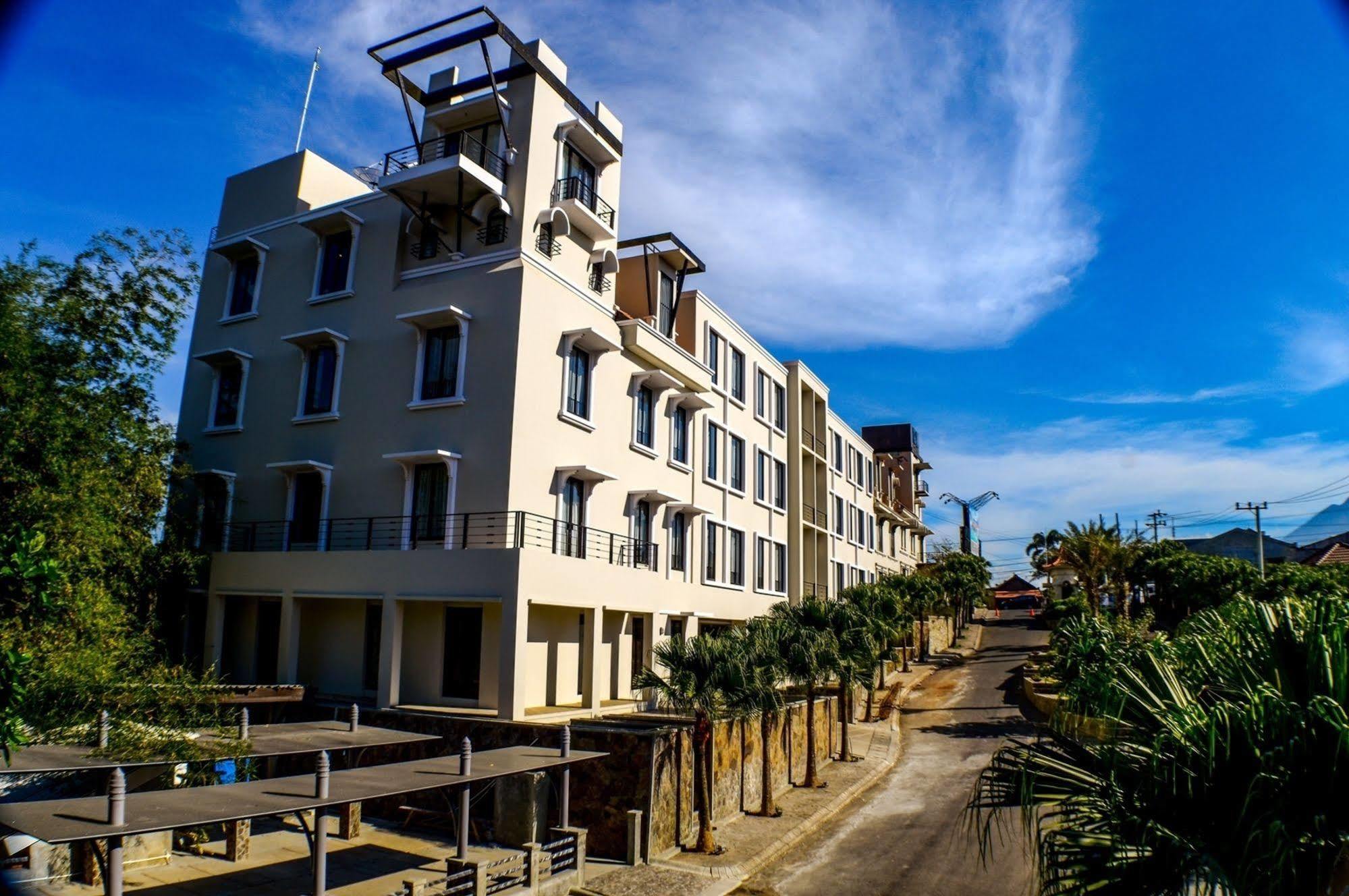 El Hotel Malang Extérieur photo