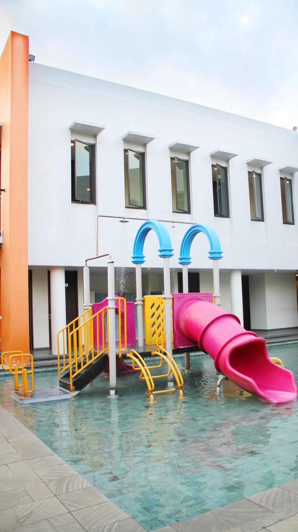 El Hotel Malang Extérieur photo